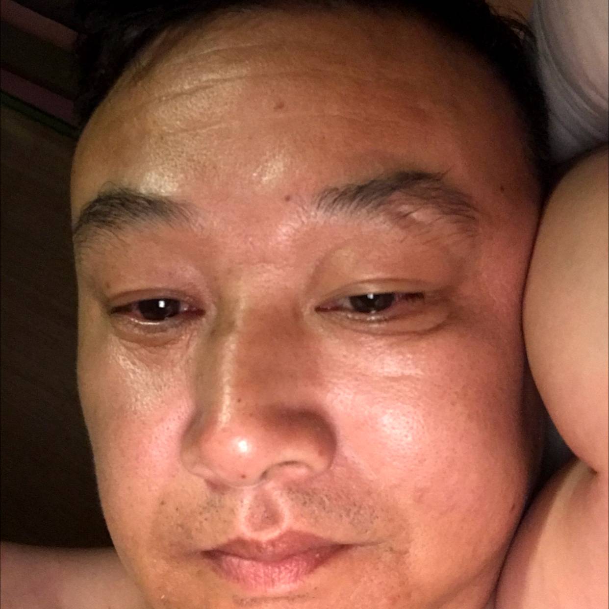 黄蜂哭泣的照片