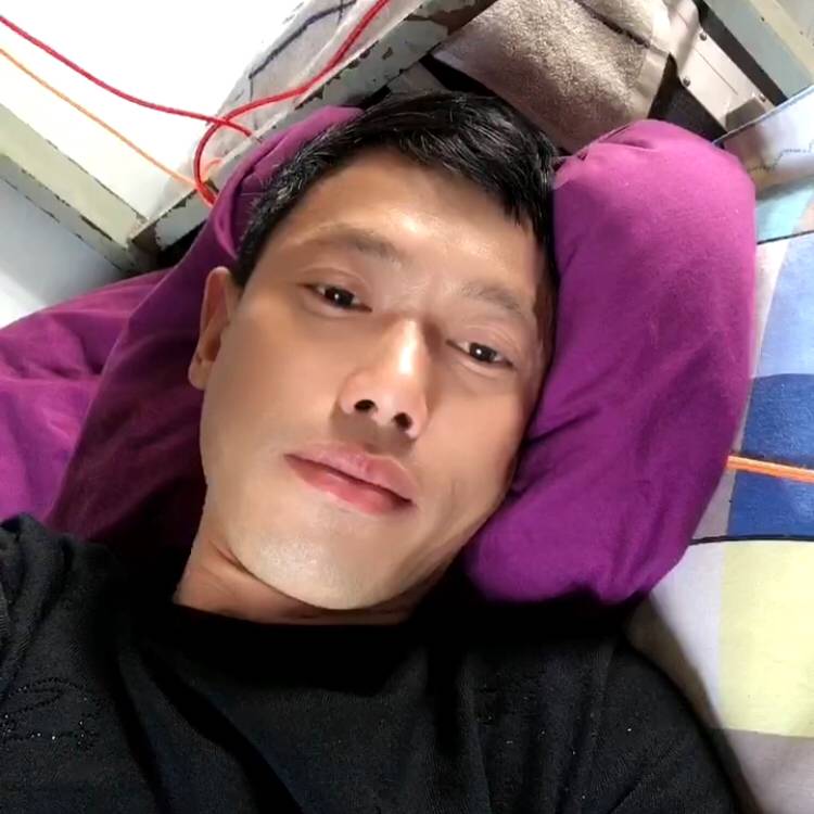 蓦然回首990的照片