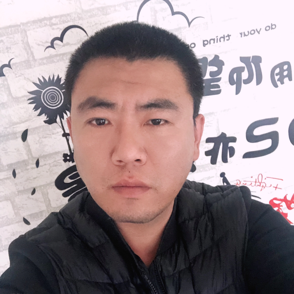 摩托踢阳光的照片