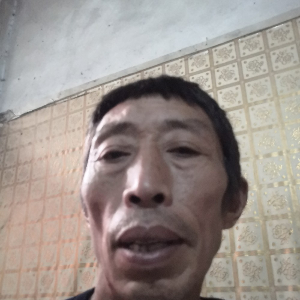 热狗忧虑的照片