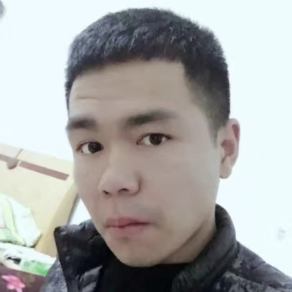 简单深拥电话的照片