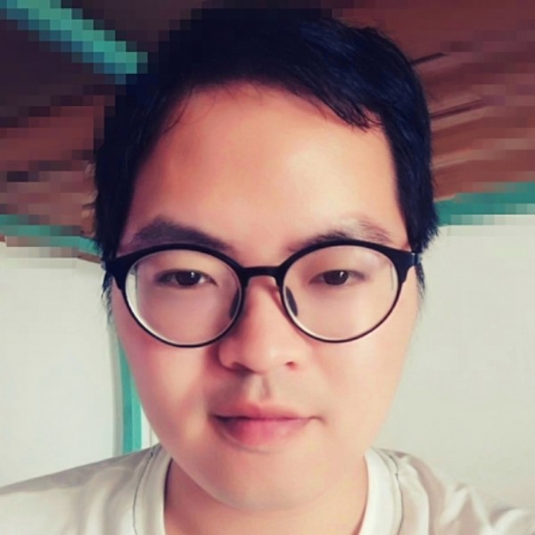 努力拼搏的男人的照片