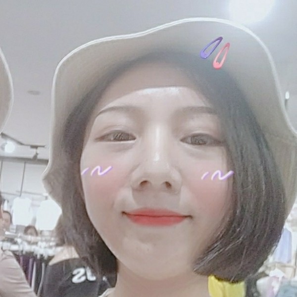 姗姗妹子的照片