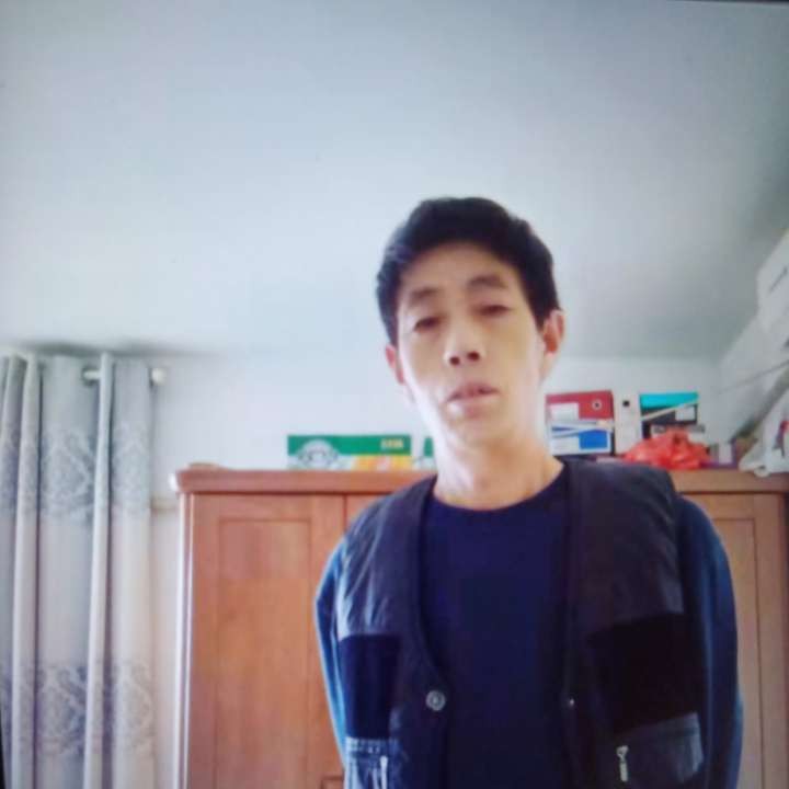 草莓爱淡定的照片