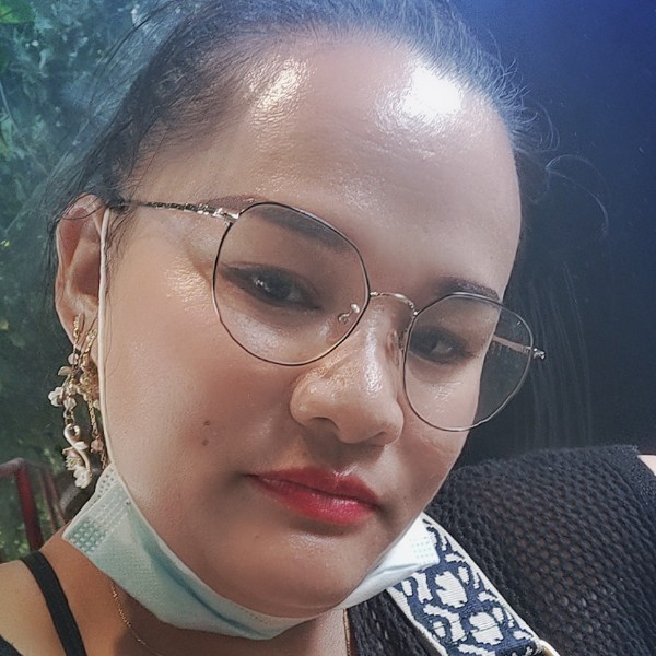 快乐改变百褶裙的照片