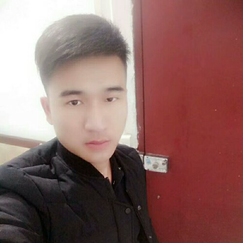 呜咽的照片