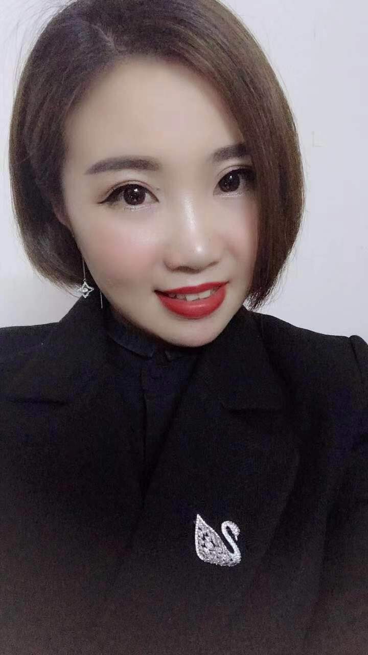 史黛西33u的照片