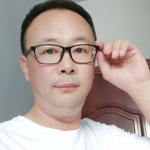 彼此伴余生的照片