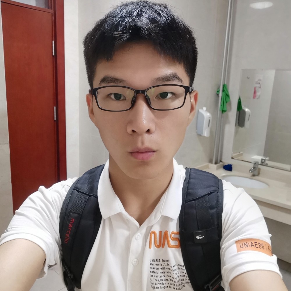 月初啊的照片
