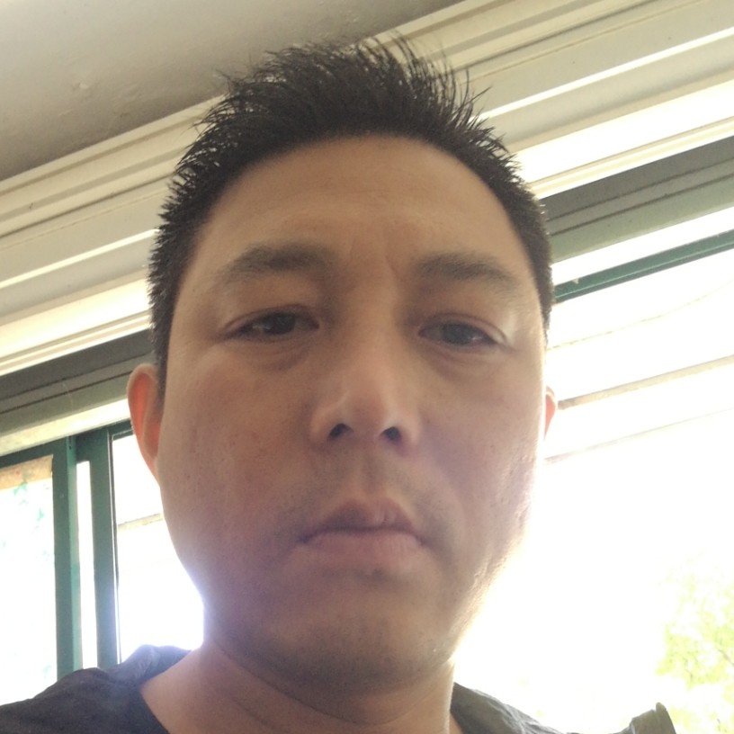 犹豫黑米的照片