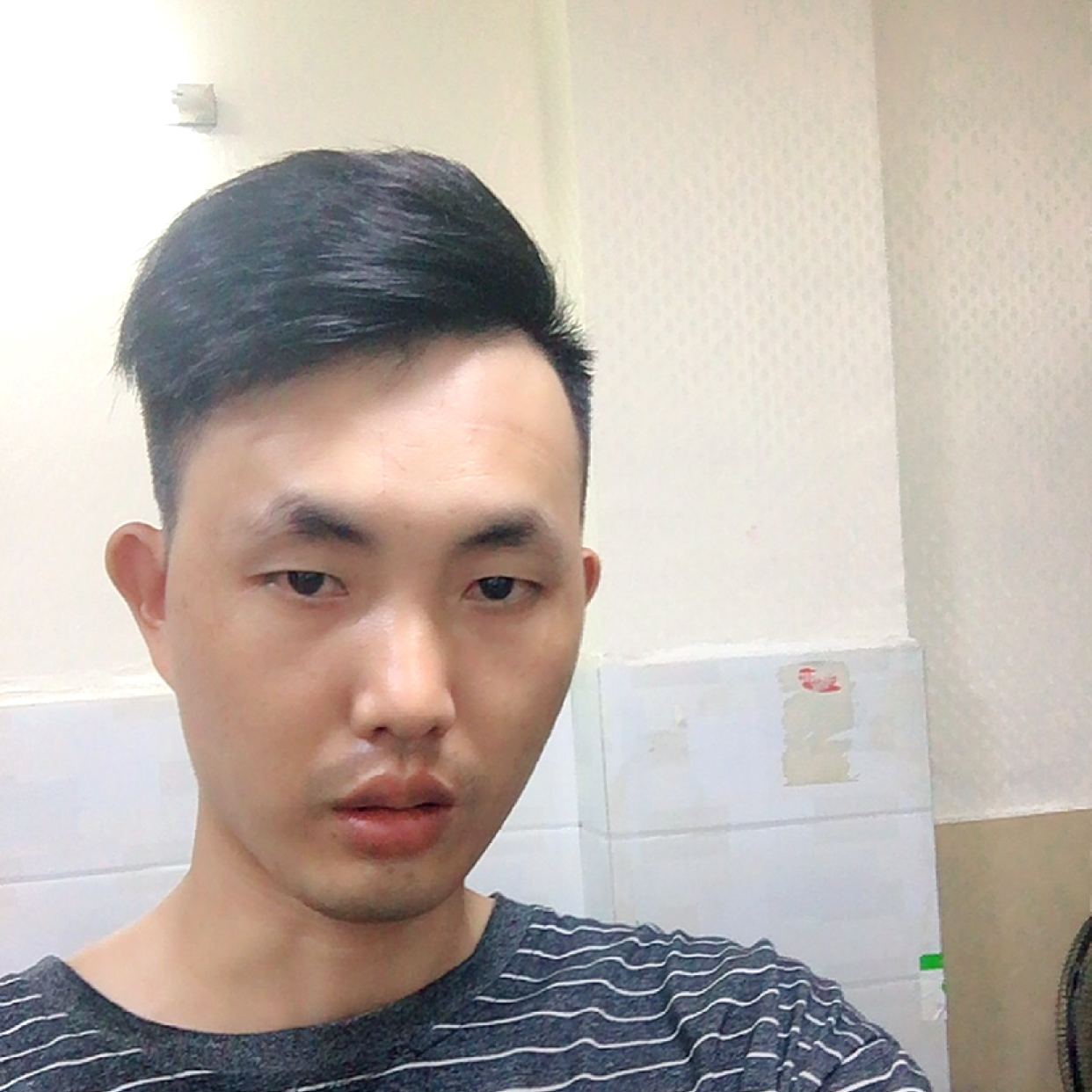 陌殇凝眸碧蓝的照片