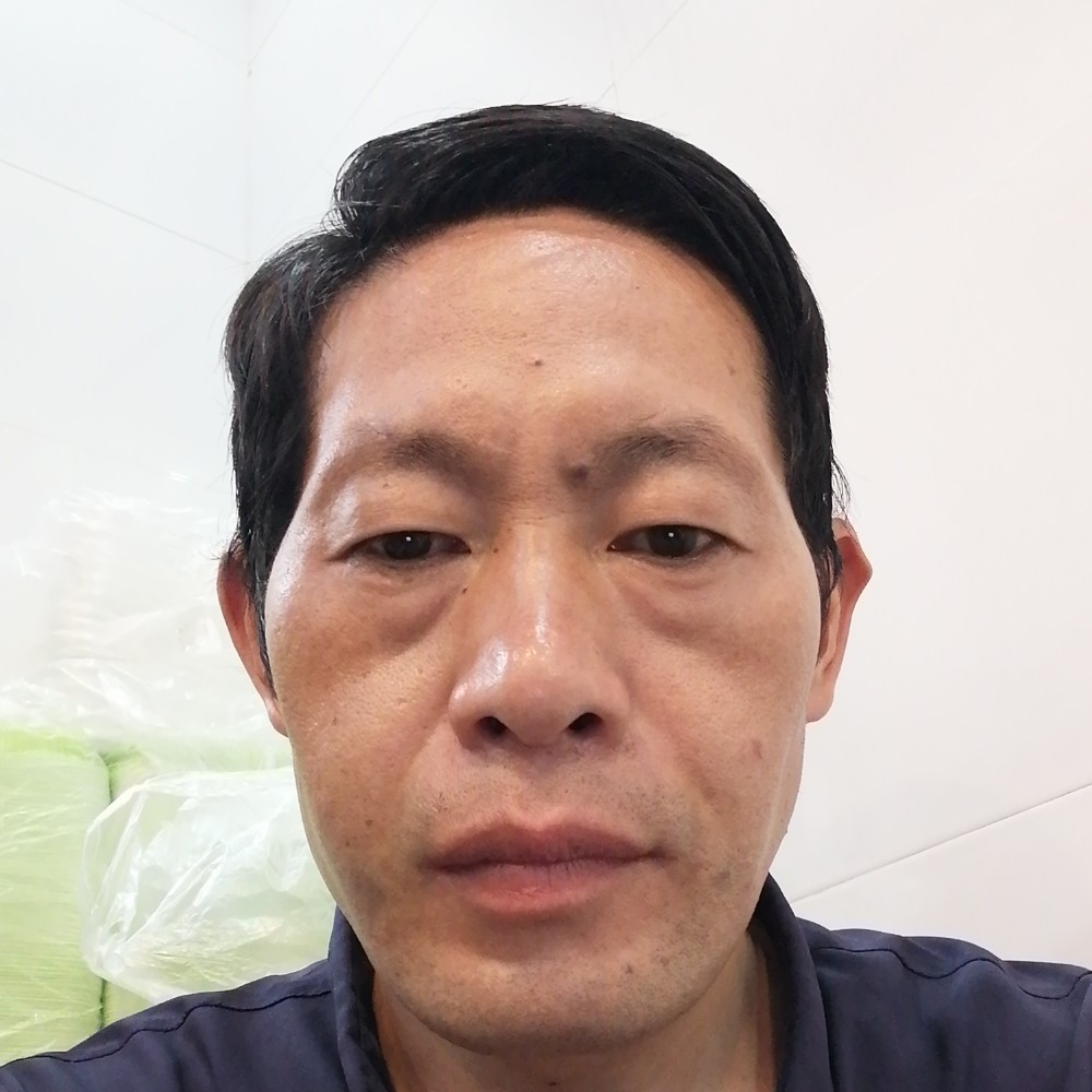 秀丽就路人的照片