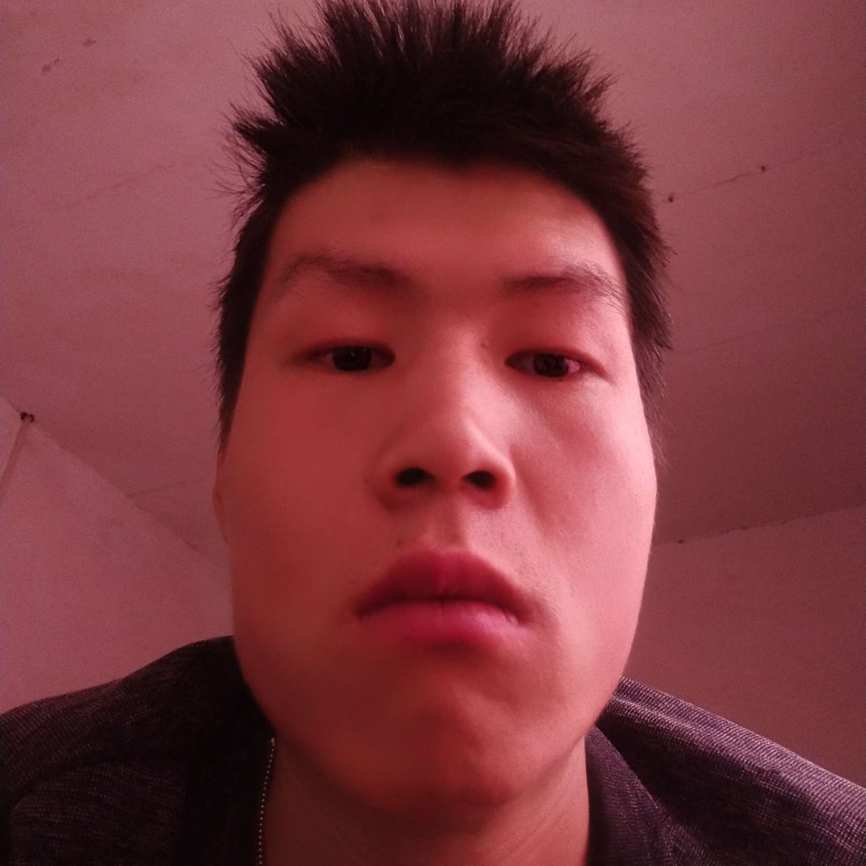岳鹏斌的照片