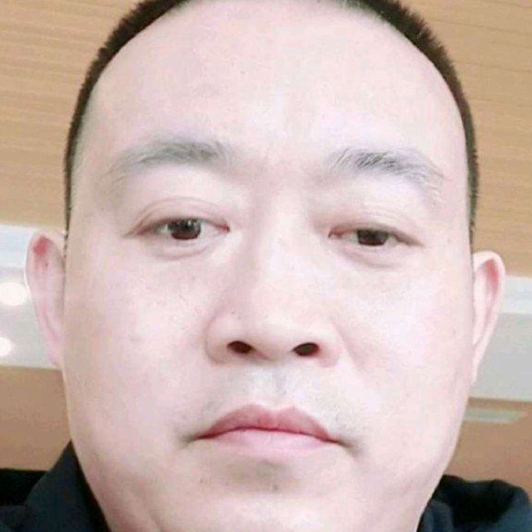 迷人保卫水杯的照片