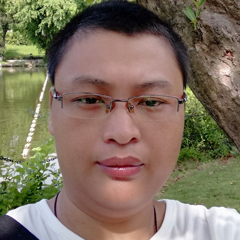 蒋卫的照片