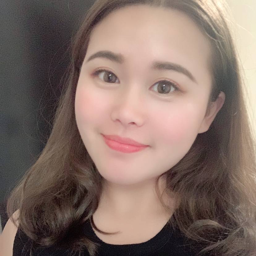 稳重愿醉月的照片
