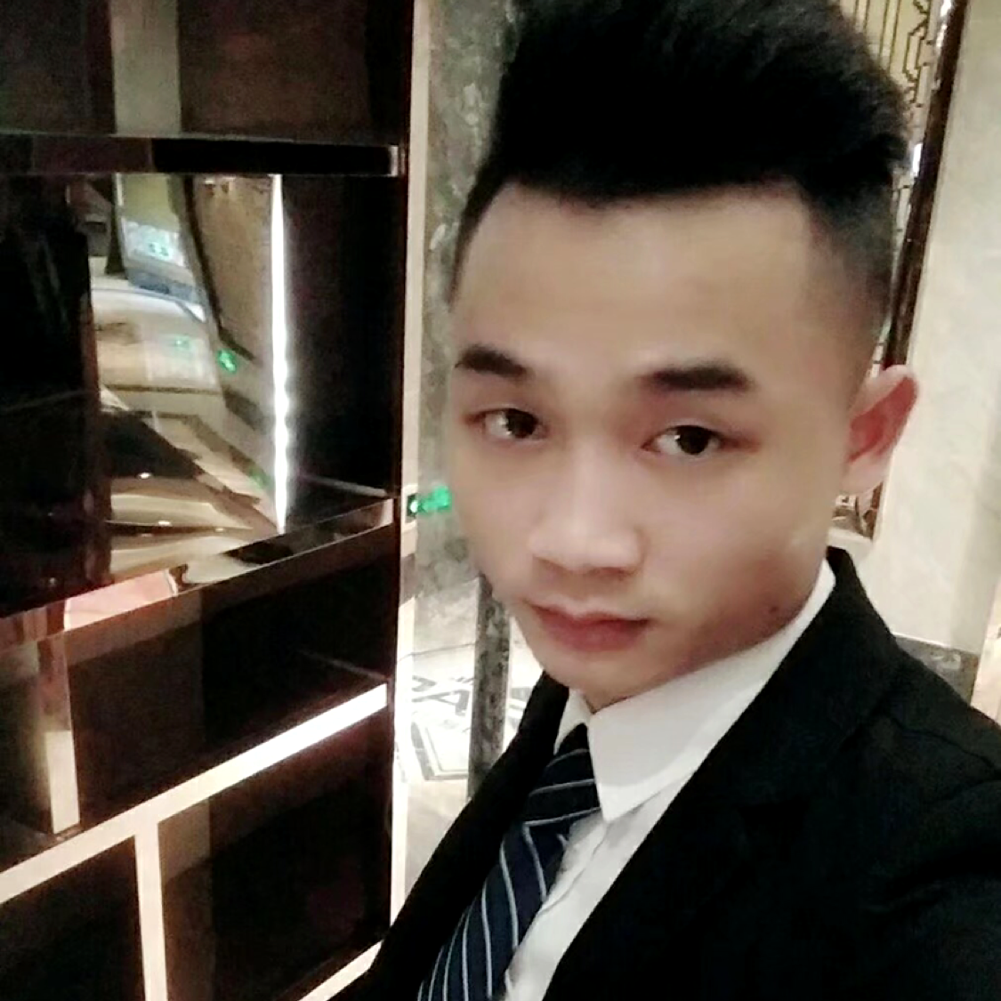 柜子风中的照片