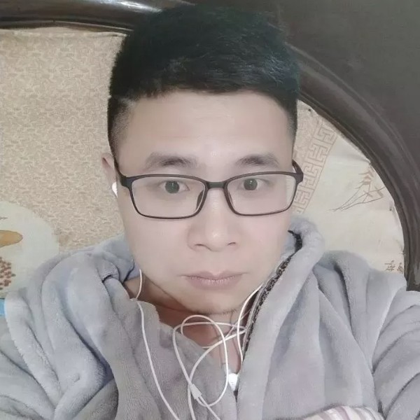 小  新的照片