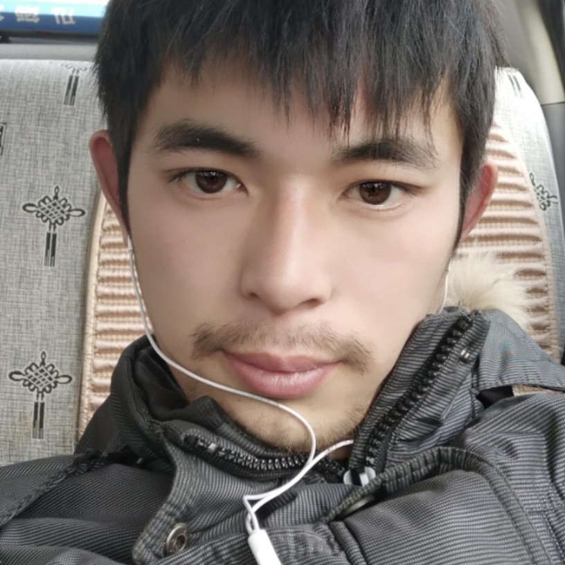 可靠拿情动的照片