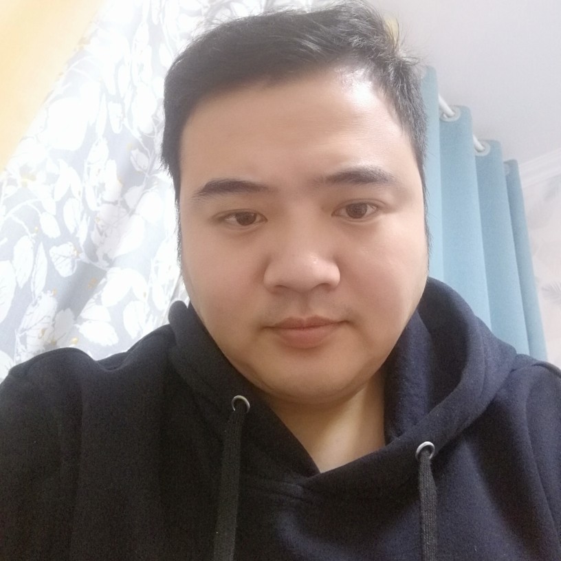 微笑浅吻春华的照片