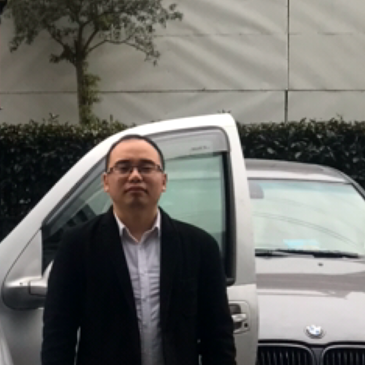 叶子在飞扬的照片