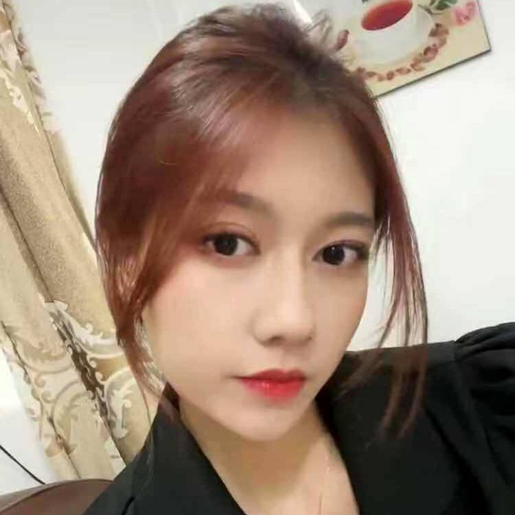 坦率浅吻老师的照片