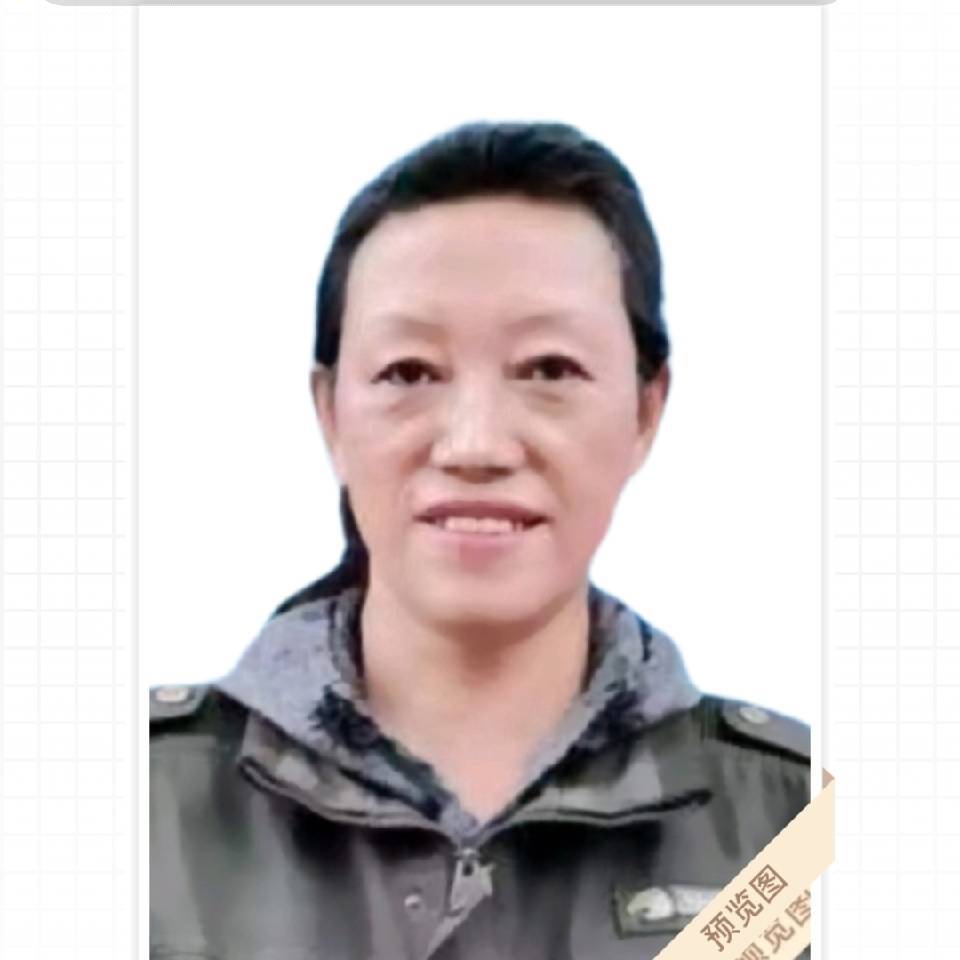 小人物拐角遇到您的照片