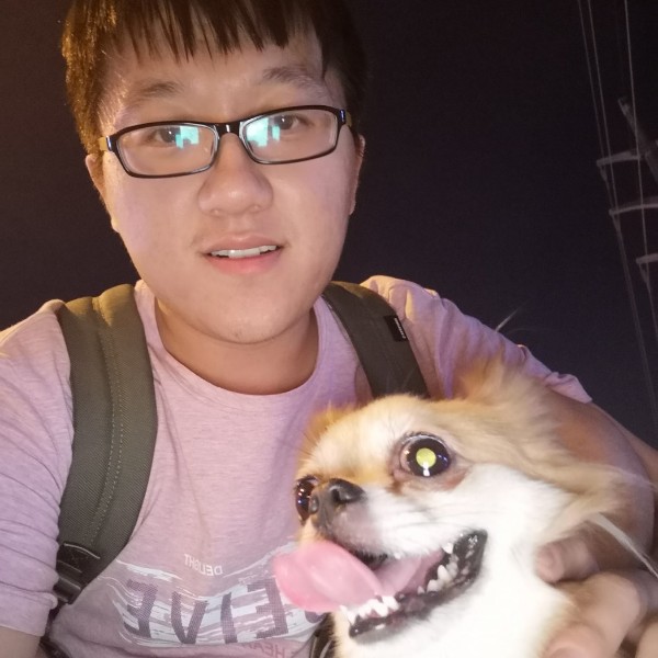初夏浅吻碧影的照片