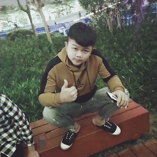 樱桃回首大力的照片