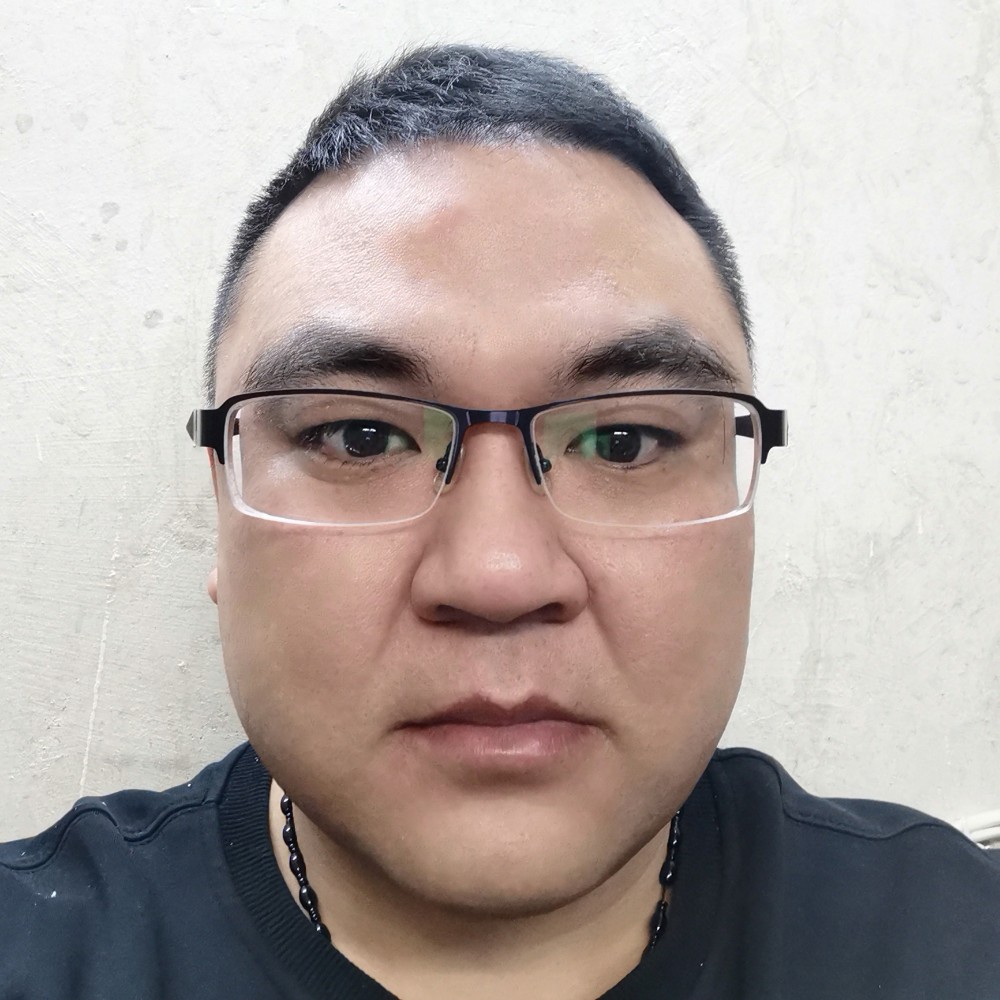 生动回首鞋子的照片