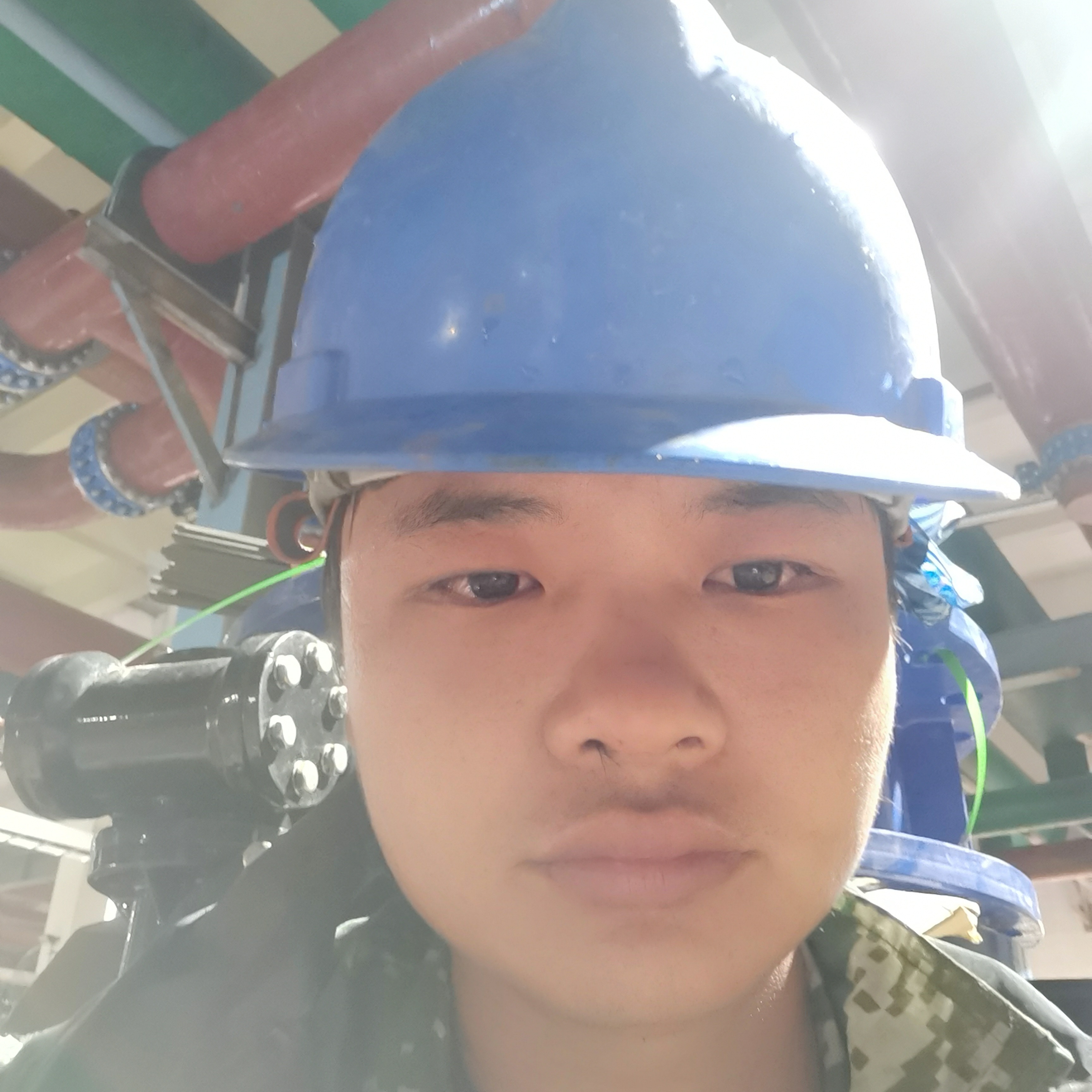 耍酷請滑板的照片