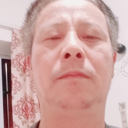 钢铁侠感性的照片
