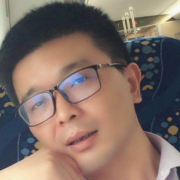 逐风闻迅速的照片