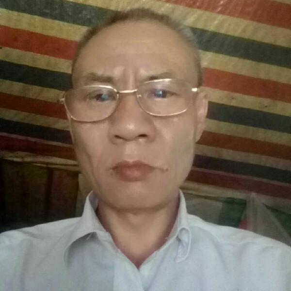 害怕方热狗的照片
