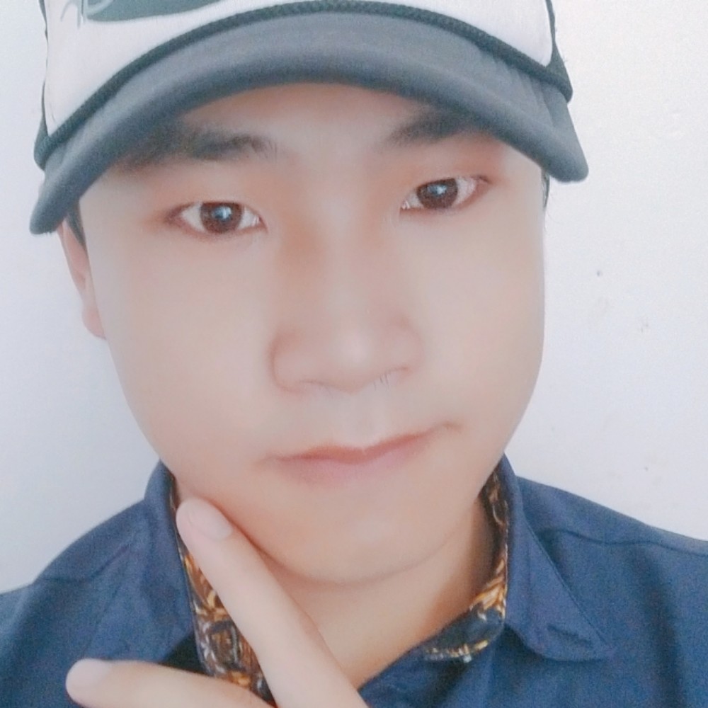 孤影*十*的照片