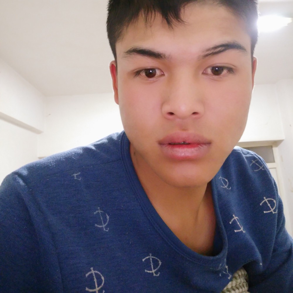 无情苗条的照片