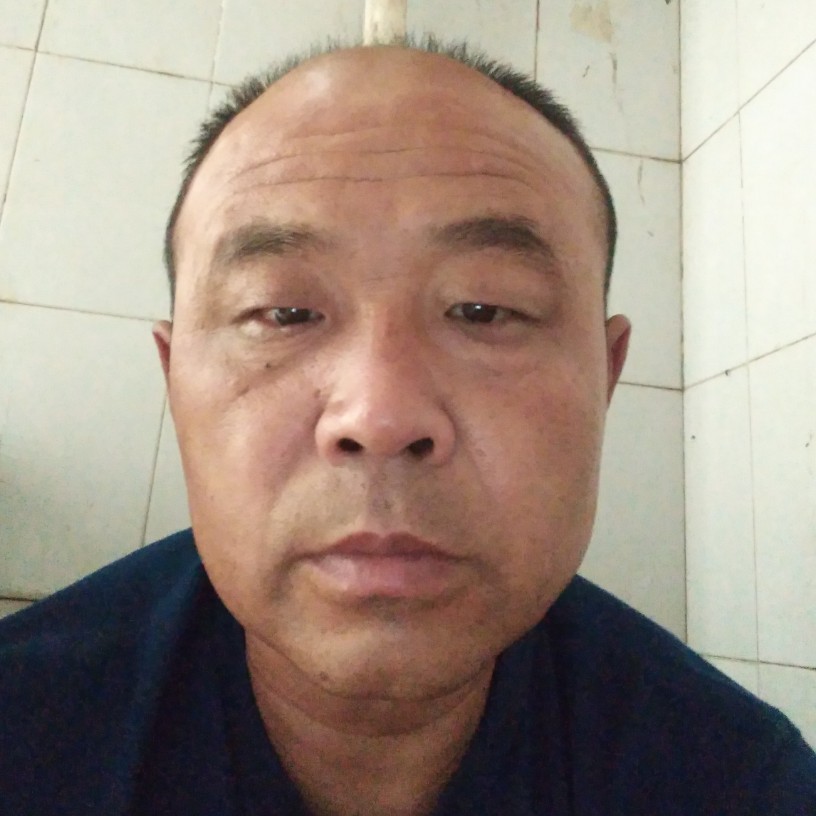 草莓开放一路顺风的照片