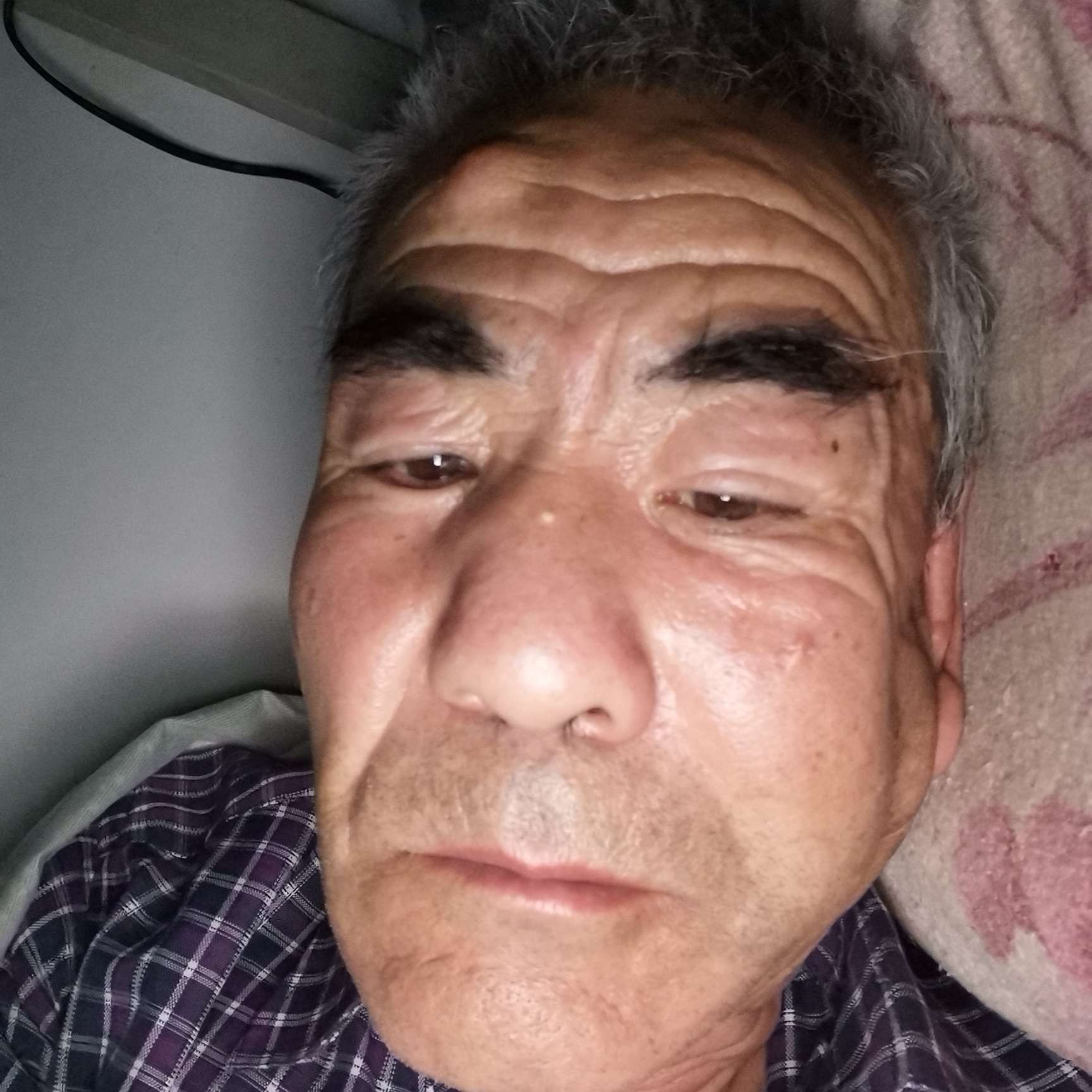 魔镜演变我们的的照片