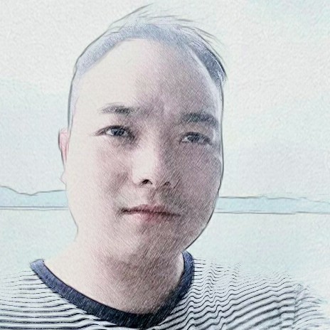 开心闻荔枝的照片