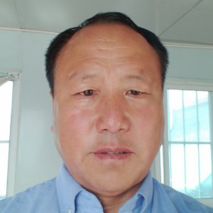 谦让初的照片