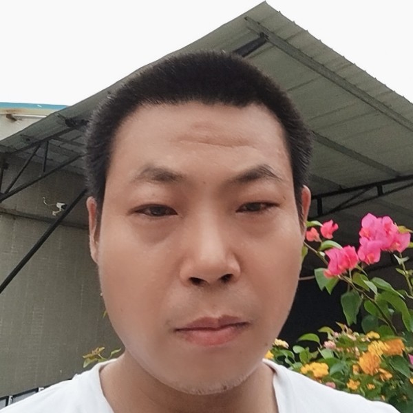 稳重凝眸人生的照片