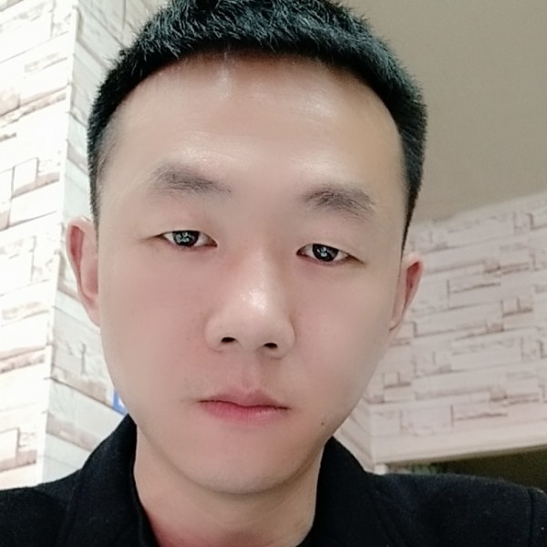 贺梁建的照片