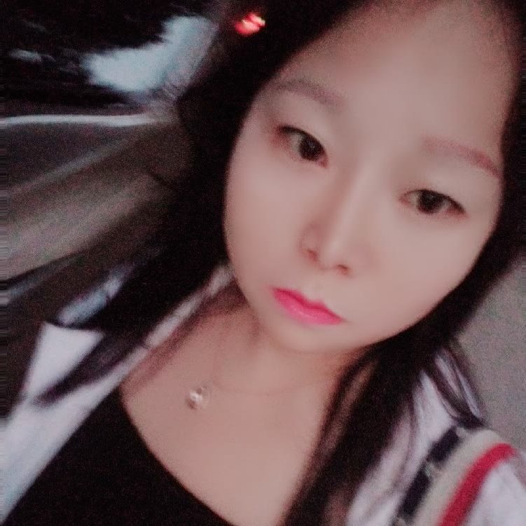 顺心保卫小蝴蝶的照片