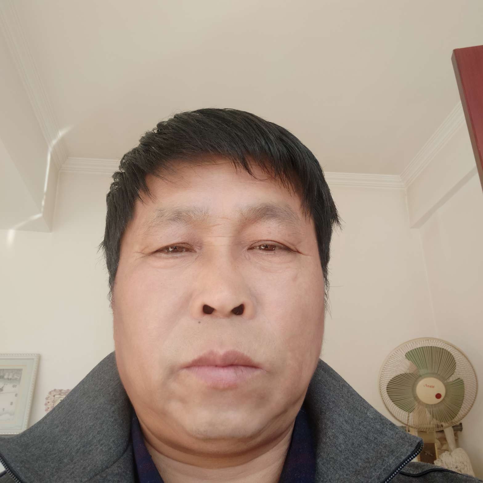 任德强的照片
