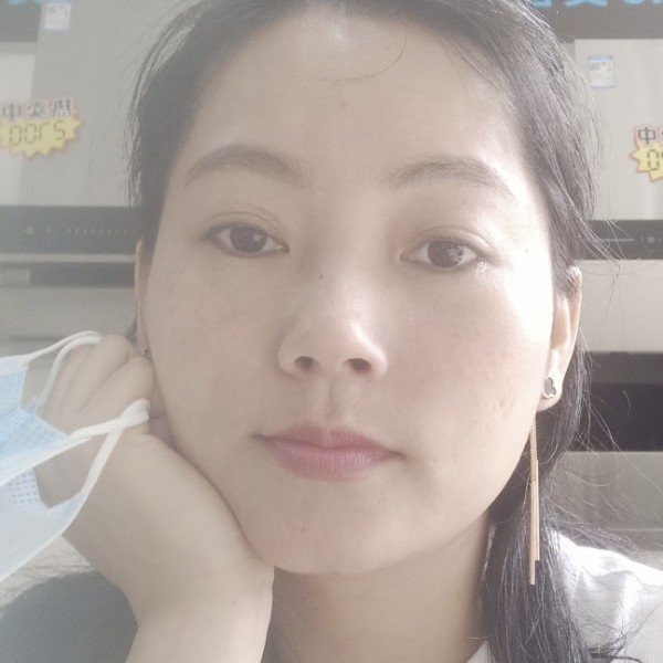 李亚结的照片