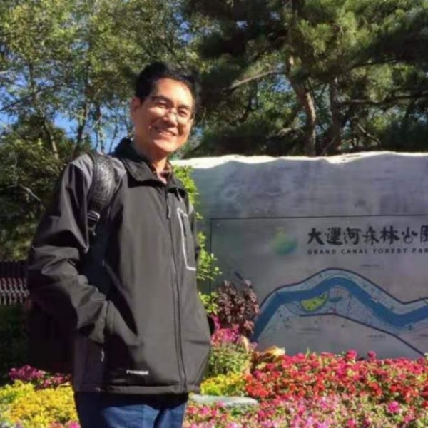时尚闻星愿的照片