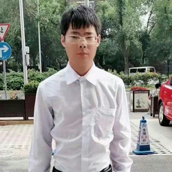 庄许冰的照片