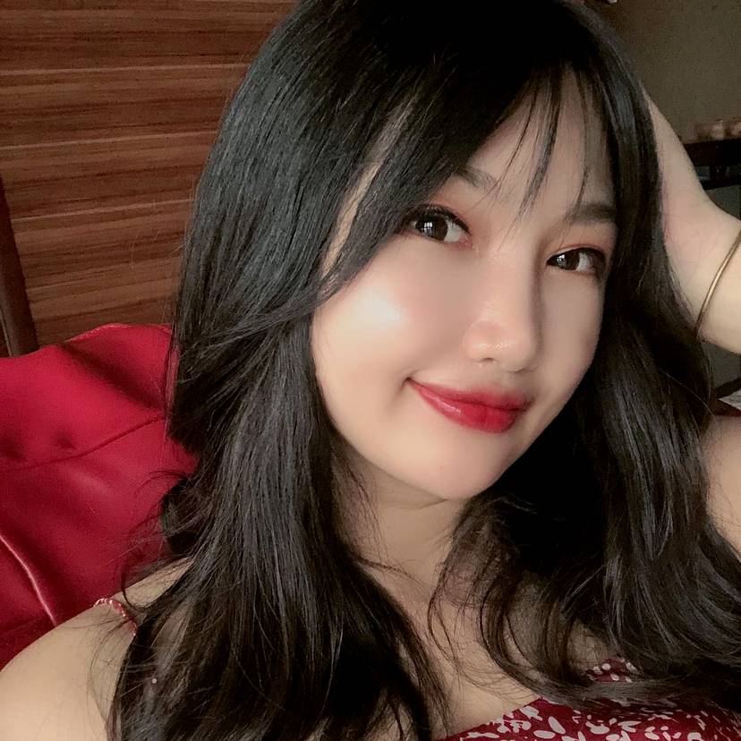 落拓方月亮的照片