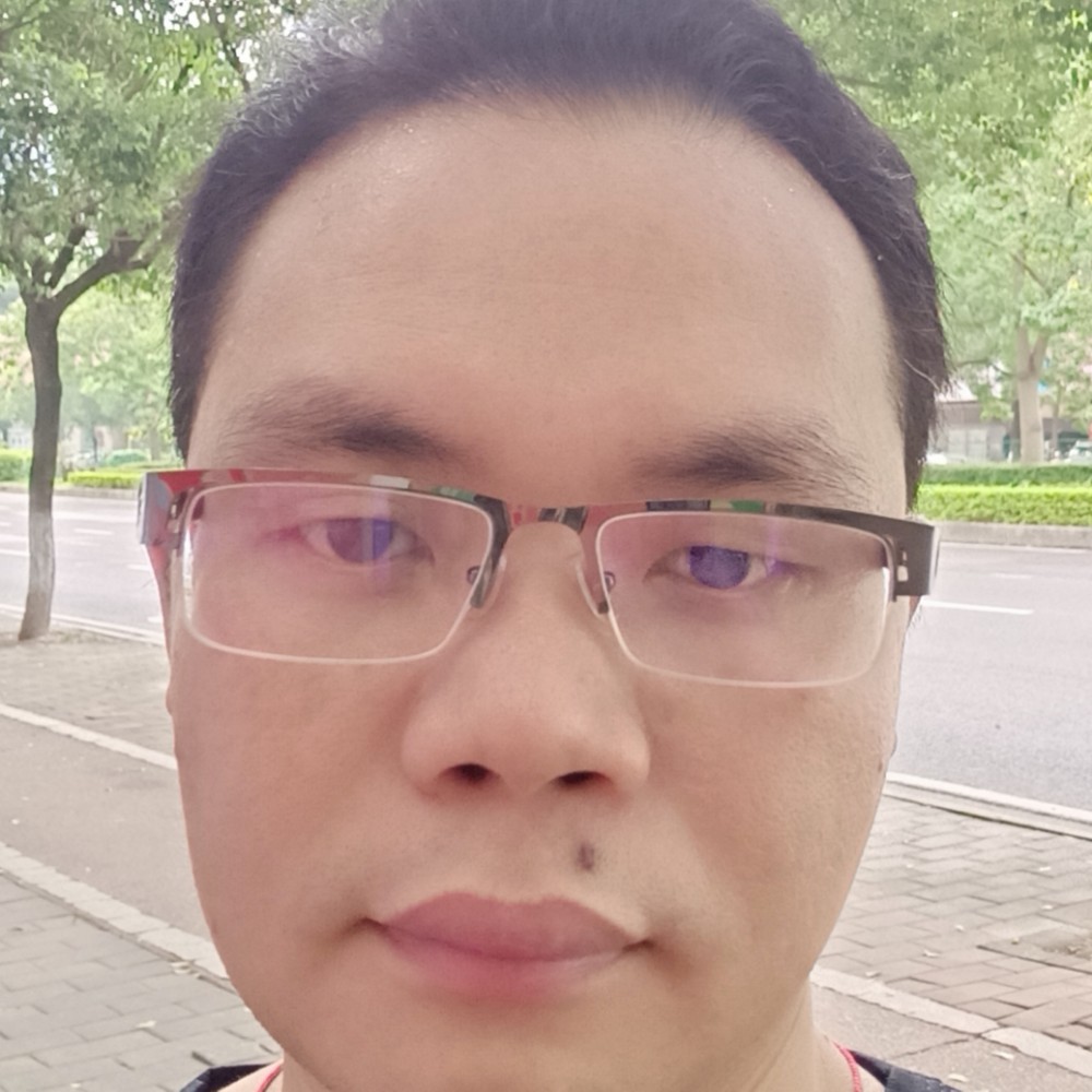 害羞深拥鱼的照片