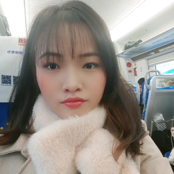 田桃子。的照片